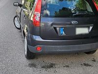 Gebraucht Ford Fiesta 60 PS (44 kW) 2005 Grau Kleinwagen