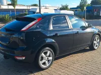 Gebraucht Ford Focus 100 PS (73 kW) 2008 Schwarz Kleinwagen