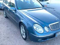 Gebraucht Mercedes E200 120 PS (88 kW) 2003 Blau Kombi