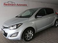 Gebraucht Hyundai i20 Edition 86 PS (63 kW) 2014 Silber Kleinwagen