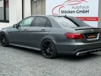Gebraucht Mercedes E500 AMG 408 PS (300 kW) 2013 Weiß Limousine