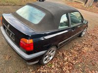 Gebraucht VW Golf Cabriolet 101 PS (74 kW) 1997 Blau Cabrio