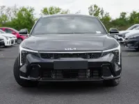 Neu Kia K4 GT-Line 179 PS (131 kW) 2026 Grau interstellar grau metalli Limousine