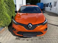 Gebraucht Renault Clio V Techno 143 PS (105 kW) 2023 Valencia orange Limousine