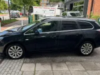 Gebraucht Opel Astra Exklusiv 110 PS (80 kW) 2016 Schwarz Kombi