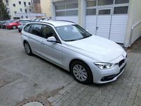 Gebraucht BMW 320 Sport Line 190 PS (139 kW) 2018 Weiß Kombi