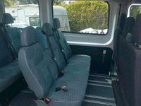Second-hand Ford Transit 131 CP (96 kW) 2018 Alb Monovolum