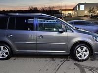 Gebraucht VW Touran Highline 105 PS (77 kW) 2011 Grau Van / Kleinbus