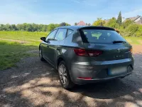 Używany Seat Leon Style 110 KM (80 kW) 2017 Szary Sedan/Limuzyna