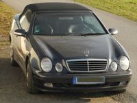 Gebraucht Mercedes CLK200 Elegance 222 PS (163 kW) 2001 Schwarz metallic Cabrio