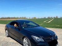Gebraucht Mercedes E250 AMG line 211 PS (155 kW) 2014 Schwarz Coupé
