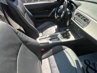 Gebraucht BMW Z4 170 PS (125 kW) 2005 Grau Cabrio