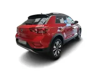 Gebraucht VW T-Roc Move 150 PS (110 kW) 2024 Rot SUV
