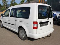 Gebraucht VW Caddy Maxi 140 PS (102 kW) 2011 Candy white Van / Kleinbus