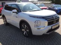 Gebraucht Mitsubishi Outlander P-HEV Top 306 PS (225 kW) 2025 Titanweiß SUV
