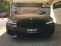Gebraucht BMW 550 530 PS (389 kW) 2021 Schwarz Limousine