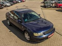 Gebraucht VW Passat Comfortline 110 PS (80 kW) 1997 Blau Limousine