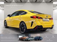 Gebraucht BMW M235 Efficient Dynamics 300 PS (220 kW) 2024 Gold Coupé