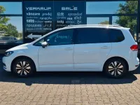 Gebraucht VW Touran Move 122 PS (89 kW) 2024 Pure white Van / Kleinbus