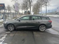 Gebraucht Ford Focus Titanium 125 PS (91 kW) 2023 Grau Limousine