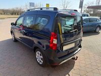 Gebraucht Dacia Dokker Lauréate 90 PS (66 kW) 2017 Blau Van / Kleinbus