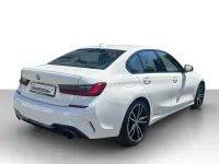 Gebraucht BMW 318 M Sport 156 PS (114 kW) 2022 Weiß Limousine