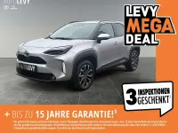 Gebraucht Toyota Yaris Cross 131 PS (96 kW) 2023 Silber SUV