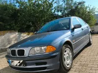 Gebraucht BMW 318 Basis 118 PS (86 kW) 1999 Blau Limousine