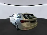Gebraucht Skoda Octavia Style 150 PS (110 kW) 2021 Stribrna brilliant/ brilliants Kombi