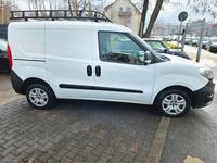 Gebraucht Fiat Doblò Basis 75 PS (55 kW) 2016 Weiß Van / Kleinbus