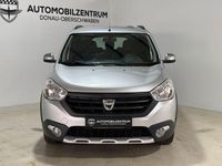 Gebraucht Dacia Lodgy Stepway 107 PS (78 kW) 2016 Silber Van / Kleinbus