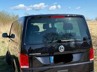 Gebraucht VW Multivan Trendline 150 PS (110 kW) 2021 Schwarz Van