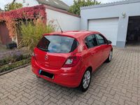 Gebraucht Opel Corsa 87 PS (63 kW) 2012 Rot Limousine