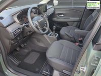 Neu Dacia Jogger Expression 110 PS (80 kW) 2025 Safarigrüngrau Van / Kleinbus