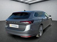 Gebraucht Skoda Superb 150 PS (110 kW) 2025 Grau Kombi