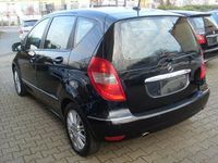 Gebraucht Mercedes A160 Elegance 95 PS (69 kW) 2010 Schwarz Limousine
