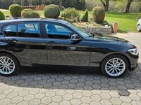 gebraucht BMW 118 d xdrive Sport Line F20 LCI Black Panel