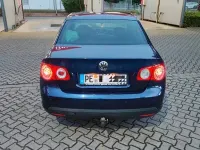 Gebraucht VW Jetta 122 PS (89 kW) 2008 Blau Limousine