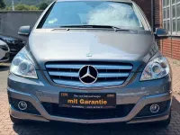 Gebraucht Mercedes B200 136 PS (100 kW) 2009 Grau Van / Kleinbus