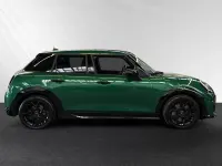 Gebraucht Mini Cooper S 204 PS (150 kW) 2025 British racing green iv metallic Kleinwagen