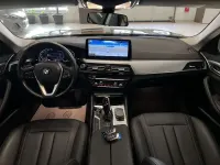 Gebraucht BMW 520 190 PS (139 kW) 2022 Black sapphire metallic Kombi