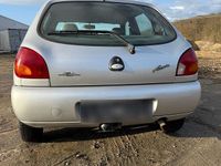 Gebraucht Ford Fiesta 75 PS (55 kW) 1999 Silber Kleinwagen
