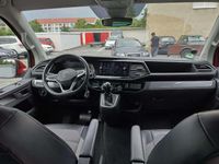 Second-hand VW Multivan Generation Six 204 CP (150 kW) 2021 Roșu Monovolum