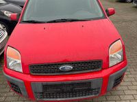 Gebraucht Ford Fusion 75 PS (55 kW) 2006 Rot Kleinwagen