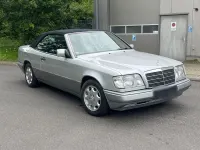 Gebraucht Mercedes E220 150 PS (110 kW) 1994 Silber Cabrio