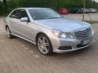 Gebraucht Mercedes E220 170 PS (125 kW) 2009 Silber Limousine