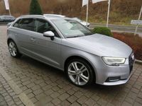 gebraucht Audi A3 Sportback Design 30 TFSI *LED *NAVI *18"