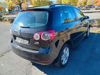 Gebraucht VW Golf Plus Cross Match 105 PS (77 kW) 2012 Schwarz Van / Kleinbus