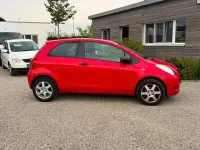 Gebraucht Toyota Yaris Cool 69 PS (50 kW) 2007 Rot Kleinwagen