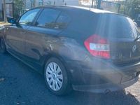 Gebraucht BMW 116 116 PS (85 kW) 2005 Schwarz Kleinwagen